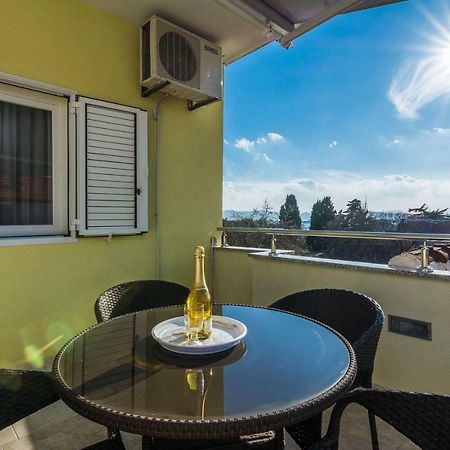 Apartman Mladenka Сукошан Экстерьер фото